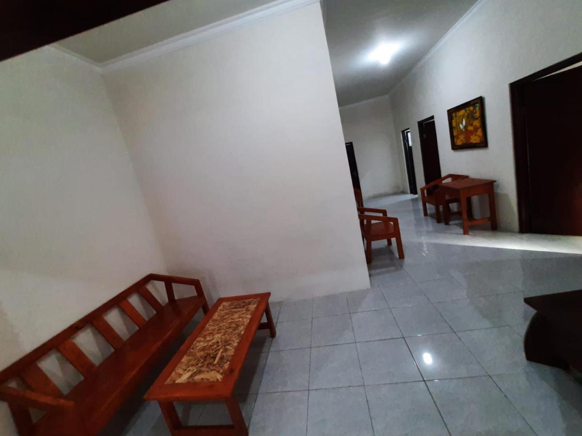 999 KHS Homestay Gilimanuk Luaran gambar