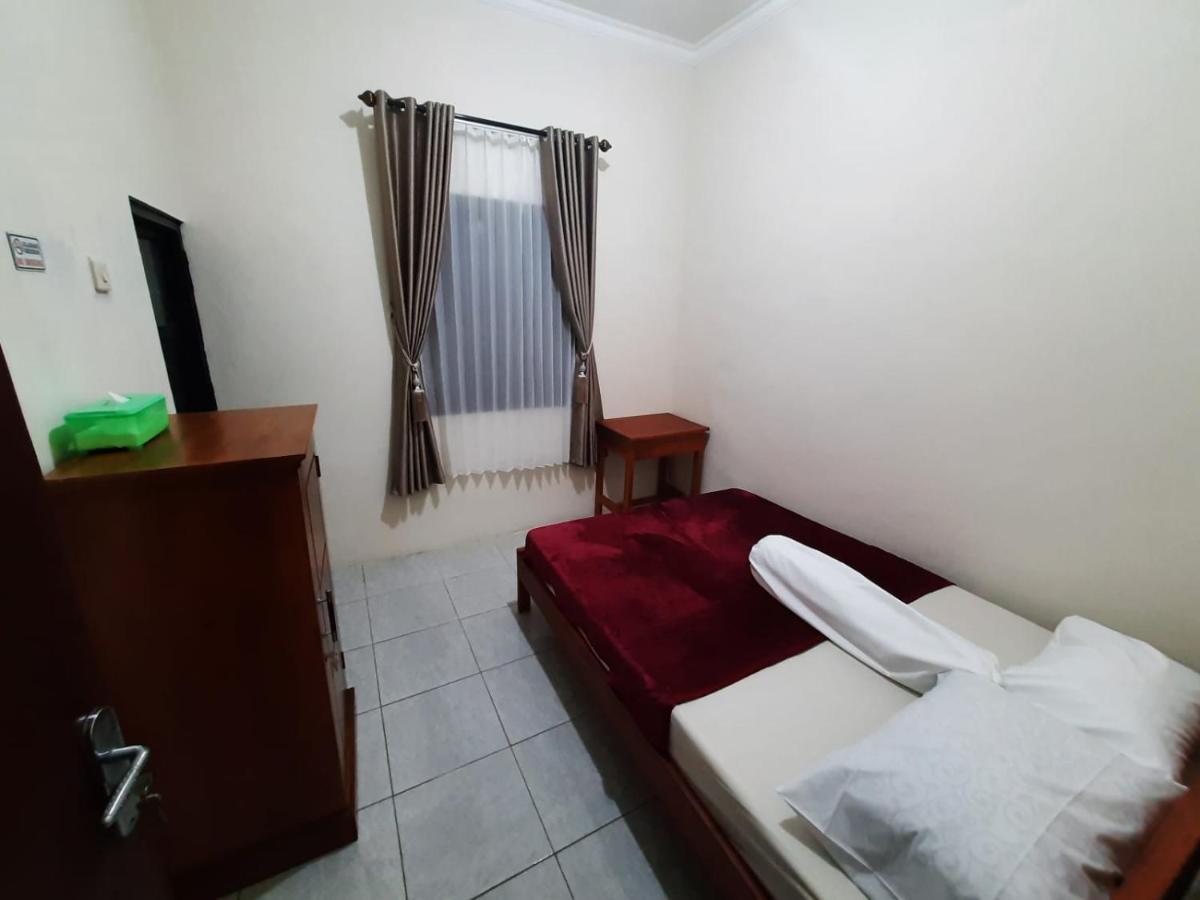 999 KHS Homestay Gilimanuk Luaran gambar