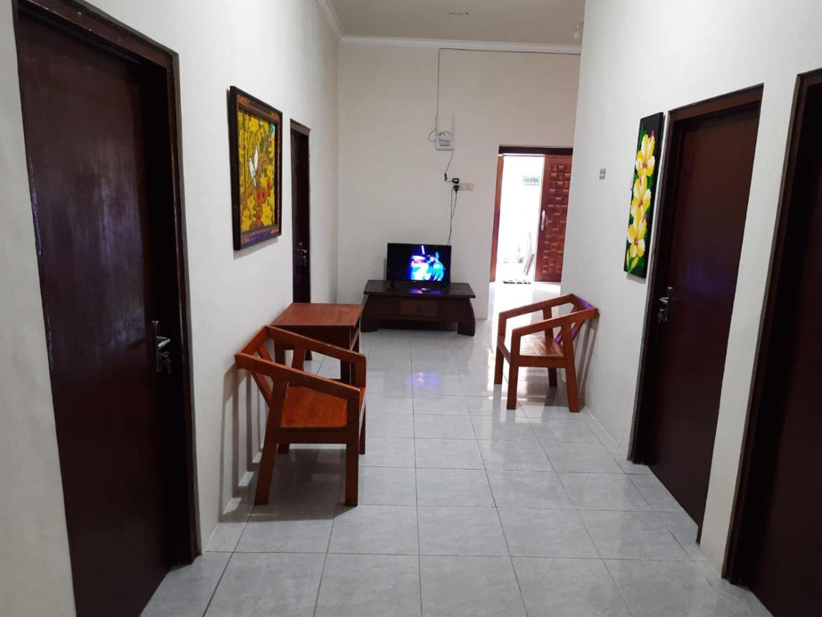 999 KHS Homestay Gilimanuk Luaran gambar